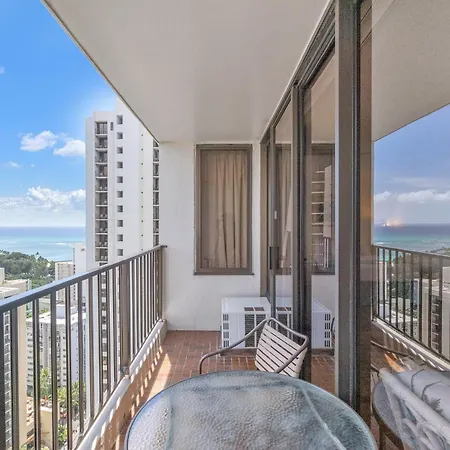 Tower 1 Suite 3011 - Qqp Condo